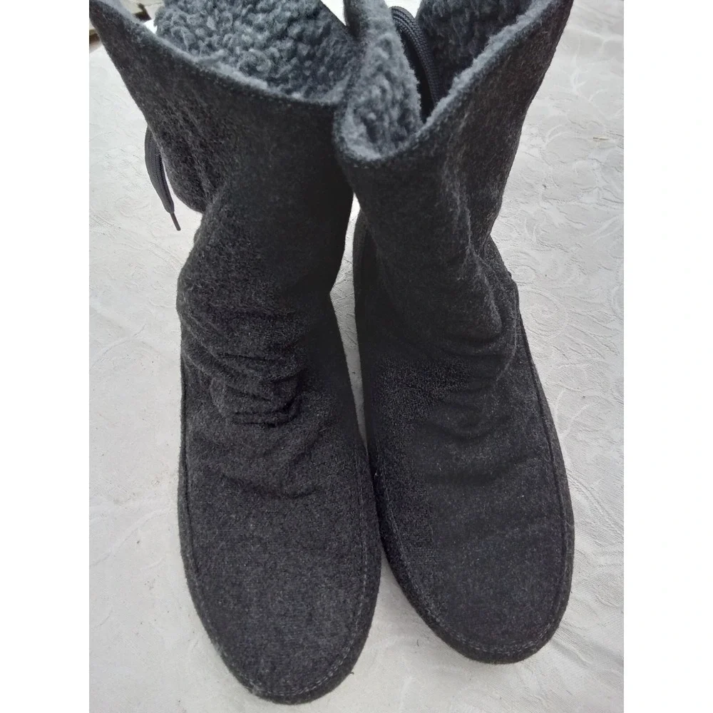 Boots Gray